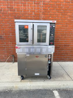 Lang Convection oven with FWE holding cabinet