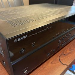 Yamaha Home Teather 5 Speaker 1 Subwoofer 