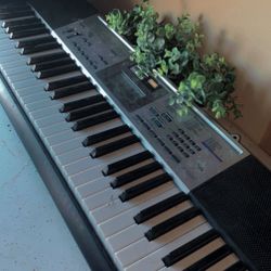Keyboard Casio LK-175