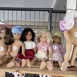 6 American Girl Dolls, Furniture, Pets, Clothing & accessories 