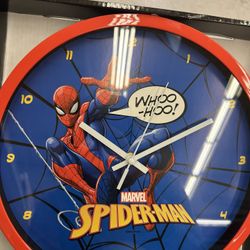 NWT Marvel Spiderman Decorative Wall Clock