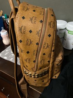 Athuentic men’s MCM book bag never used