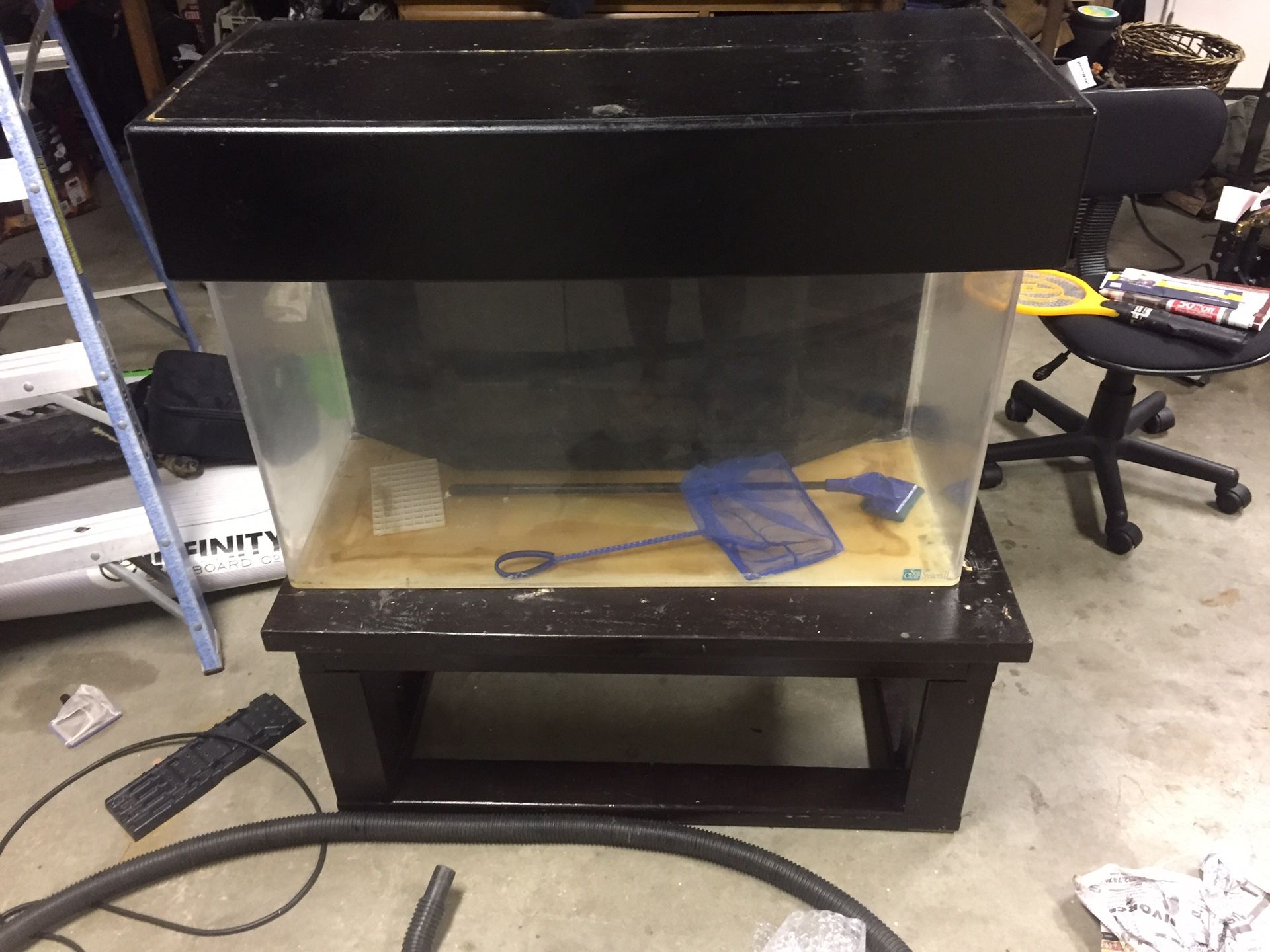 50 gallon Fish tank SeaClear II acrylic built in sump filter system