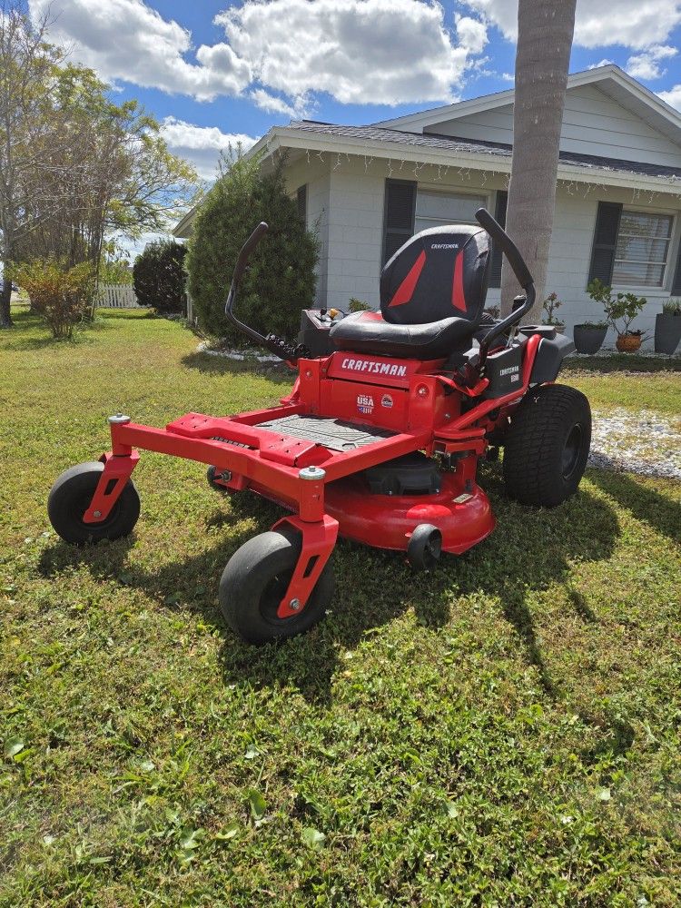 CRAFTSMAN Z5200 42-in 20 -HP V-twin Gas Zero-turn riding lawn mower