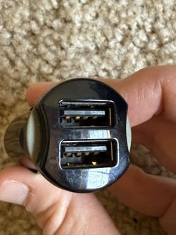 Insignia USB Car Charger