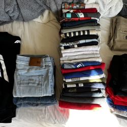 Lot of Mens Clothing (Shirts, Hoodie, Basketball Shorts, Pants, & Short) M & L
