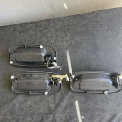 01-06 Silverado /Sierra  Door Handles  Crew Cab
