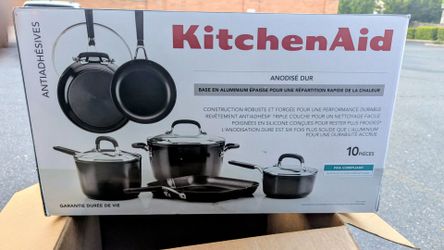 (brand new in the box)KitchenAid Cookware Set Premium Hard Anodized Non Stick