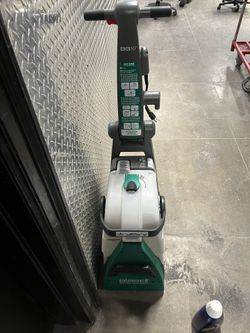 Brissel Carpet Extractor Machine . 