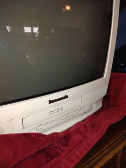 Vintage Panasonic 20" TV/VCR combo. Works well.