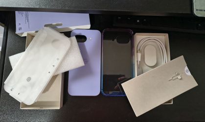 Google Pixel 9a 2025 in Iris mobile cell phone Unlocked 128GB