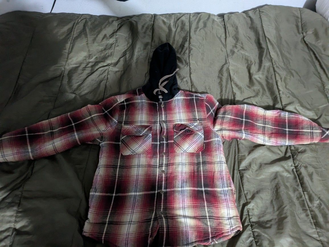 Legendary Outfitters Brand New Men's Large Flannel