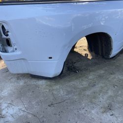 3500 Dodge Ram Dually Bed