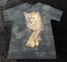 Mens Medium The Mountain Cougar Mountain Lion Wildcat Tie Dye Tshirt