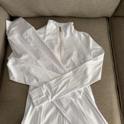 White Lululemon set