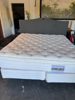King size bed set