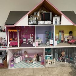 Doll house 