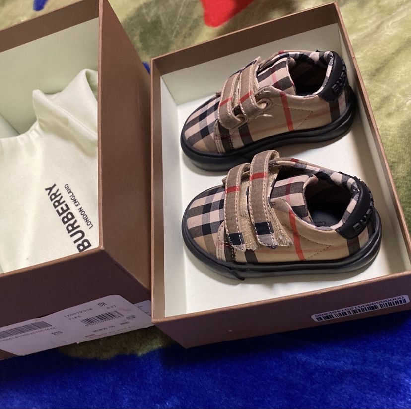 Burberry Baby Shoes
