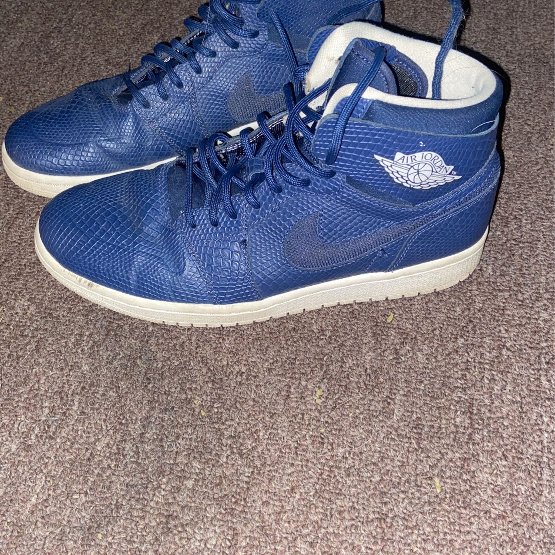 Jordan 1 retro nouveau navy snake new arrivals