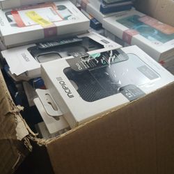 74 Unit Cell Phone & iPhone Case and Accessory Pallet