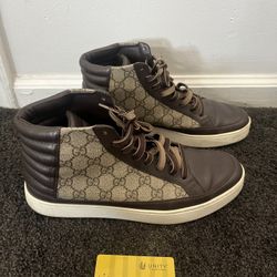 Gucci Shoes Size  8.5