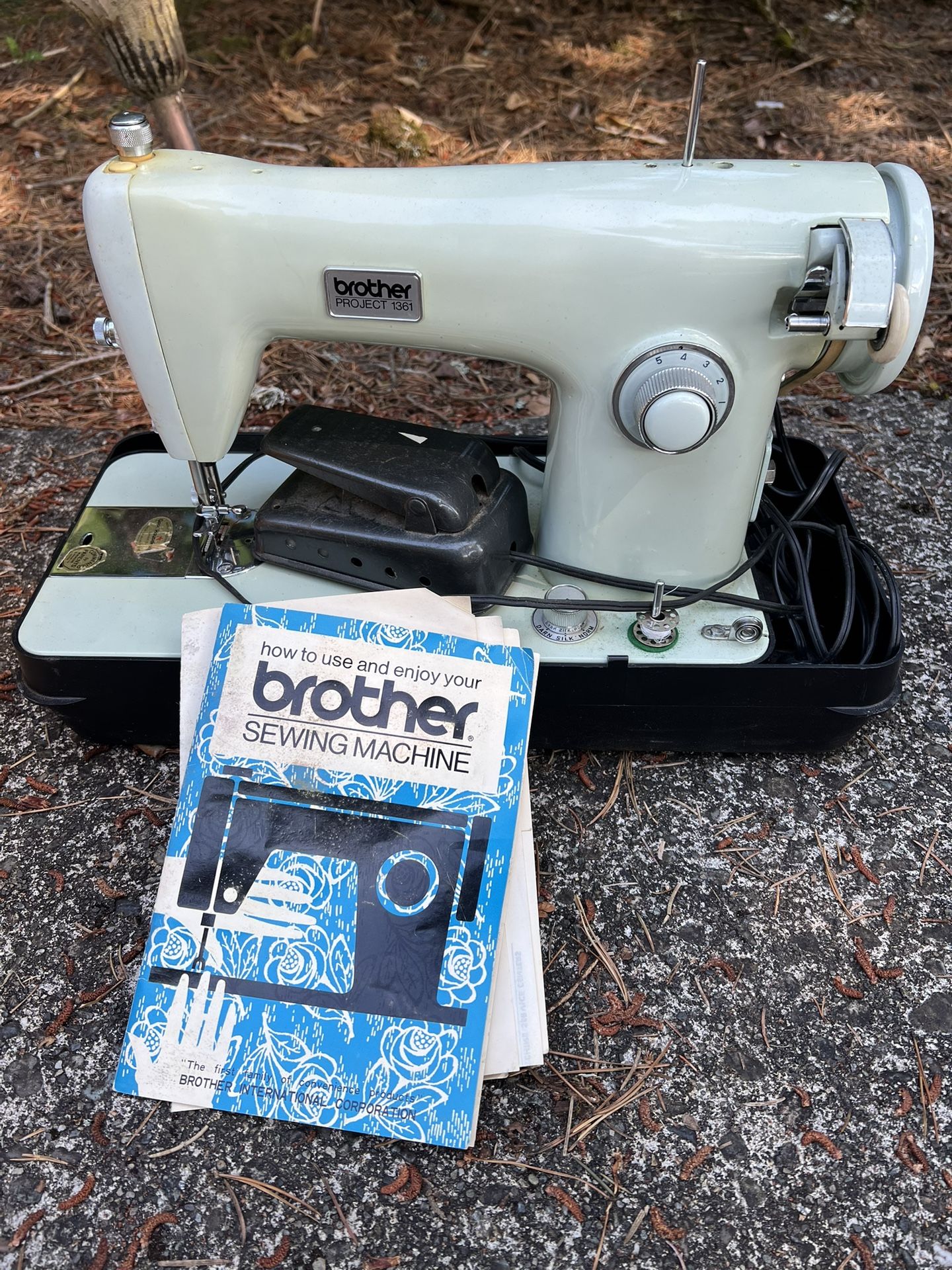 Vintage Sewing Machine