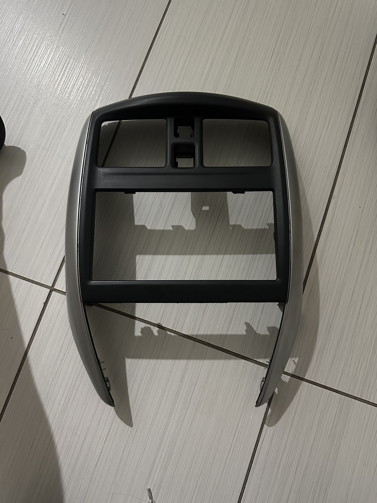 2015-2019 Nissan Versa Center Dash Radio Bezel Climate Control Trim OEM