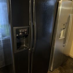 GE Fridge Side By Side With Ice Maker