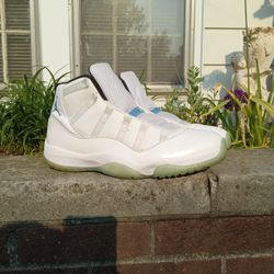 Jordan 11 Legend Blue  Size 13