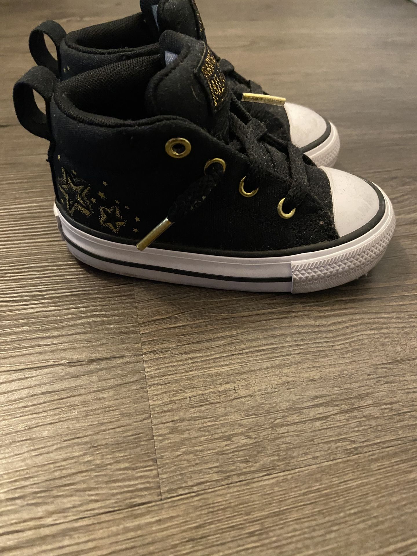 Converse Sneakers Size 5T