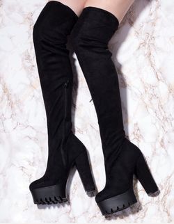 Black Platform Boot