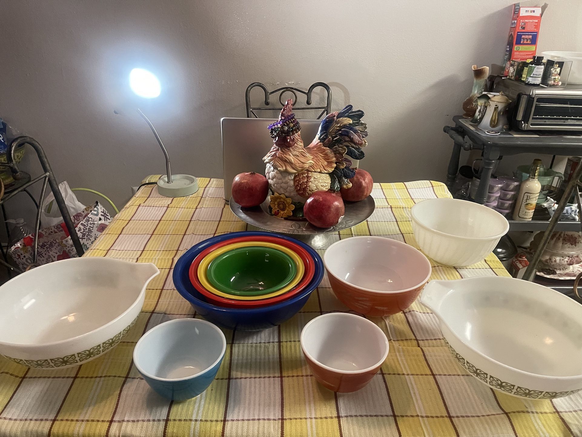 Vintage Pyrex Lot