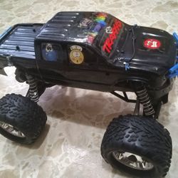 RC Traxxas Stampede In Good Condition 3s $300 With Charger No Battery