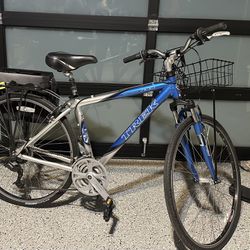Trek Bike - Multitrack 7100  