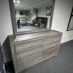 Dresser And Mirror 