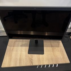 Computer Monitor 27" Class UltraFine™ 5K IPS LED Monitor