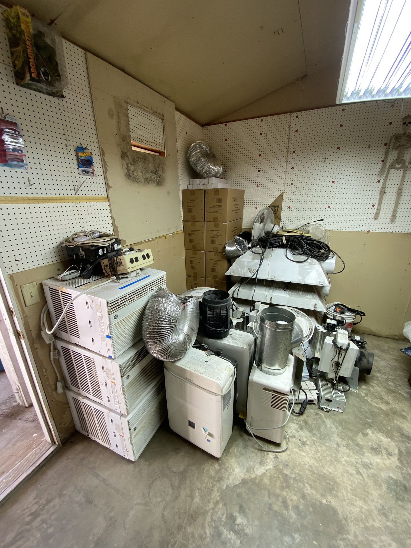 Grow Lights/equipment 