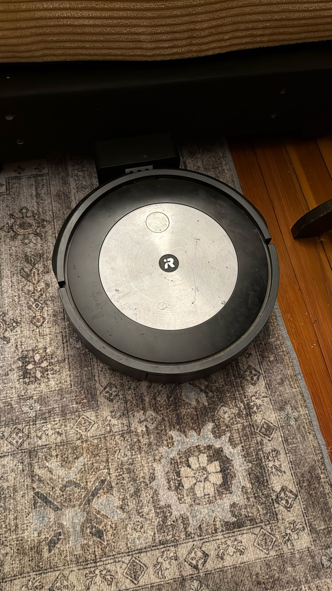 Roomba J7 With Spare Parts