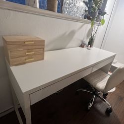 Ikea Micke Desk 