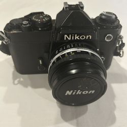 NIKON 35mm Camera 