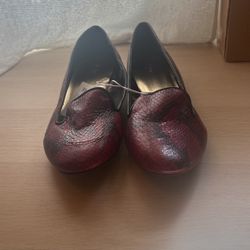Women’s Size 10 Flats