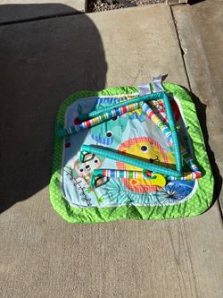 Activity mat (no toys)