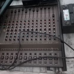 Dj Equipment 