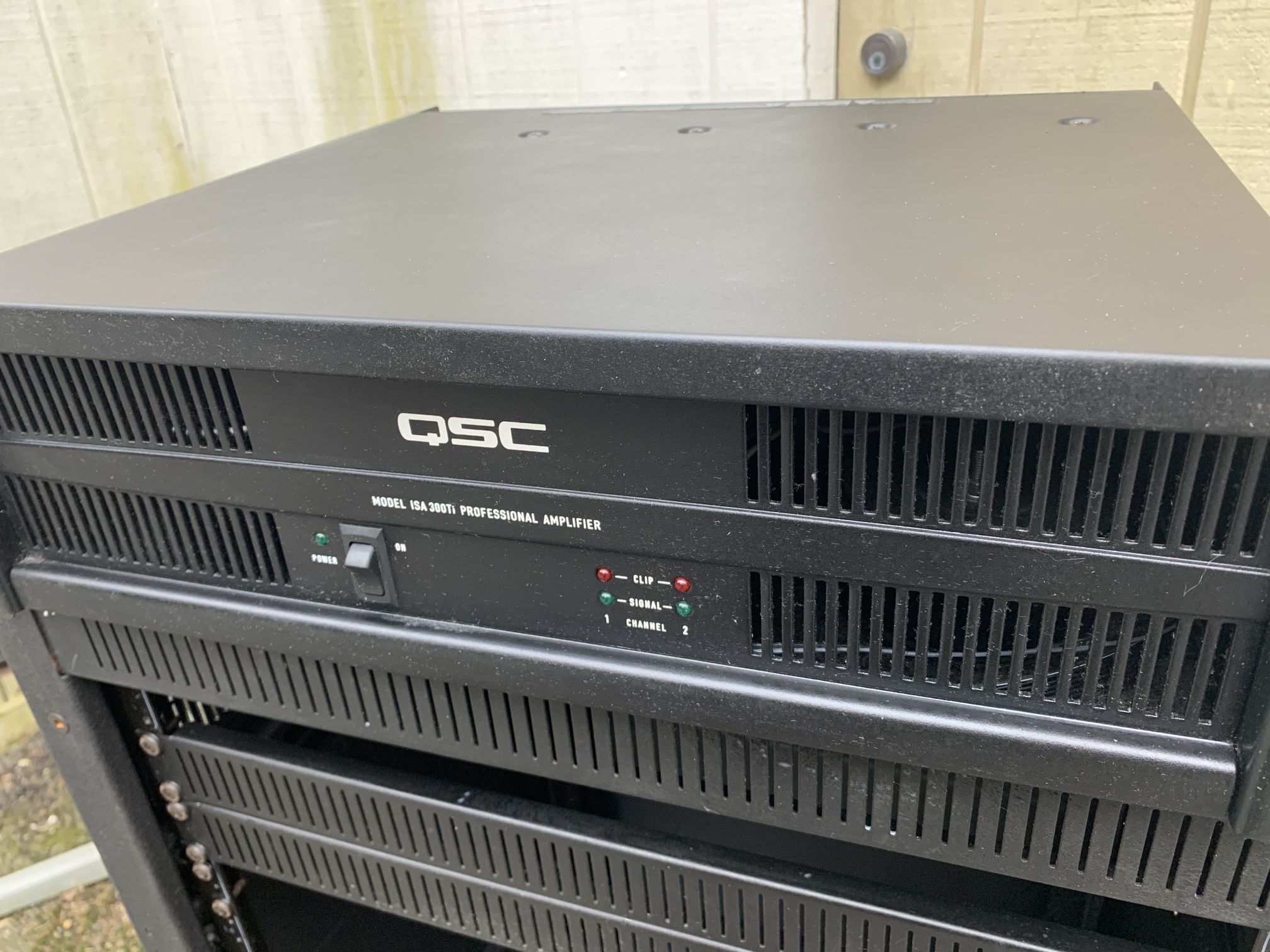 QSC Rane Amp Rack Speaker