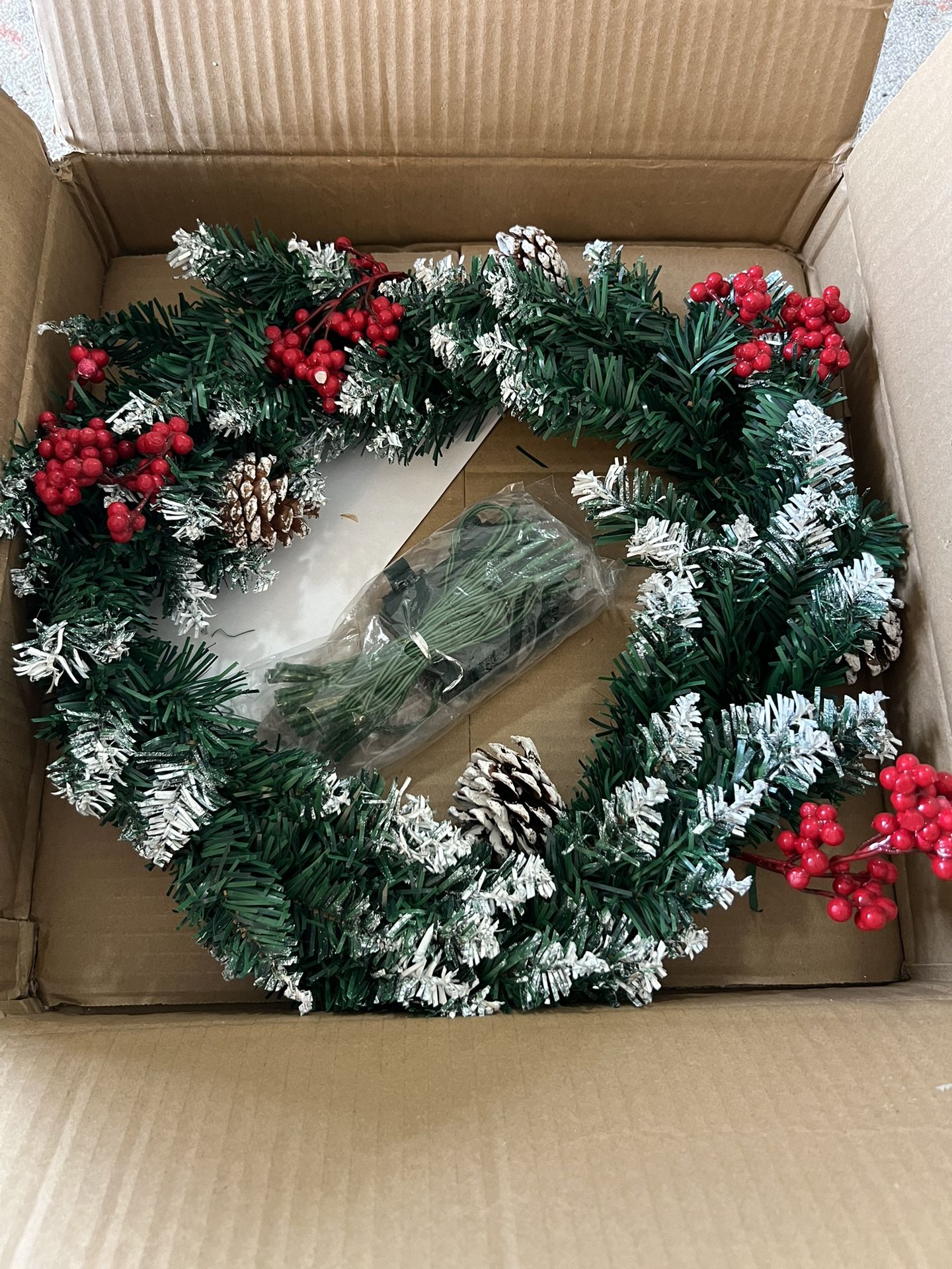 Brand new outdoor Christmas light hanging decoration