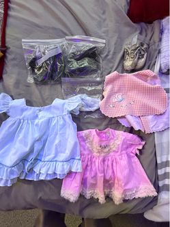 Vintage babyclothes