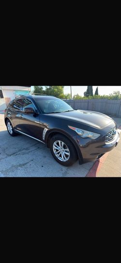 2010 Infiniti Fx35