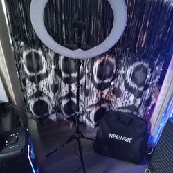 NEEWER 18IN RING LIGHT 
