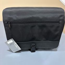 Winn Black MessyStyle Bag