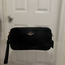 Coach Wallet/Crossbody Bag/Clutch